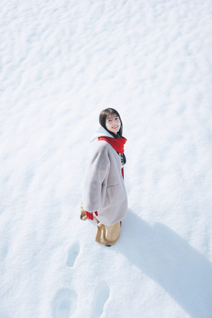 乃木坂46久保史緒里登上「B.L.T.3月号」封面体验与久保一同冬季旅行！