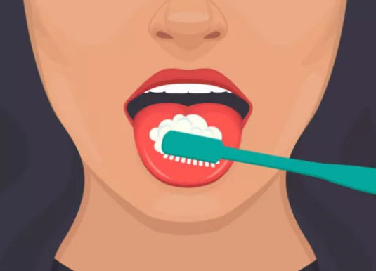 刷牙千万别忘刷舌头，能减少口腔细菌 - itotii