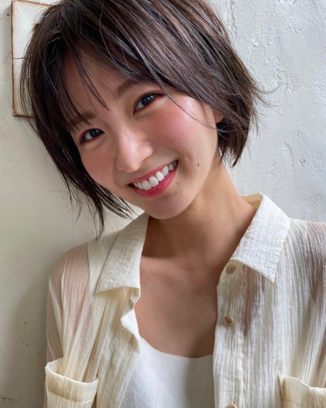日系时尚杂志模特「冈崎纱绘」清甜笑容亲和力十足完全就是女友理想型