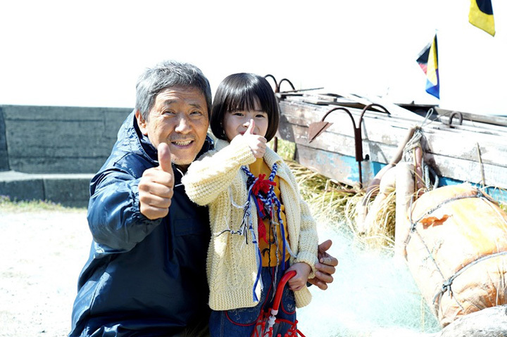 【日影】《Arc》公开89岁芳根京子与5岁女儿铃木咲的生活合照 - itotii