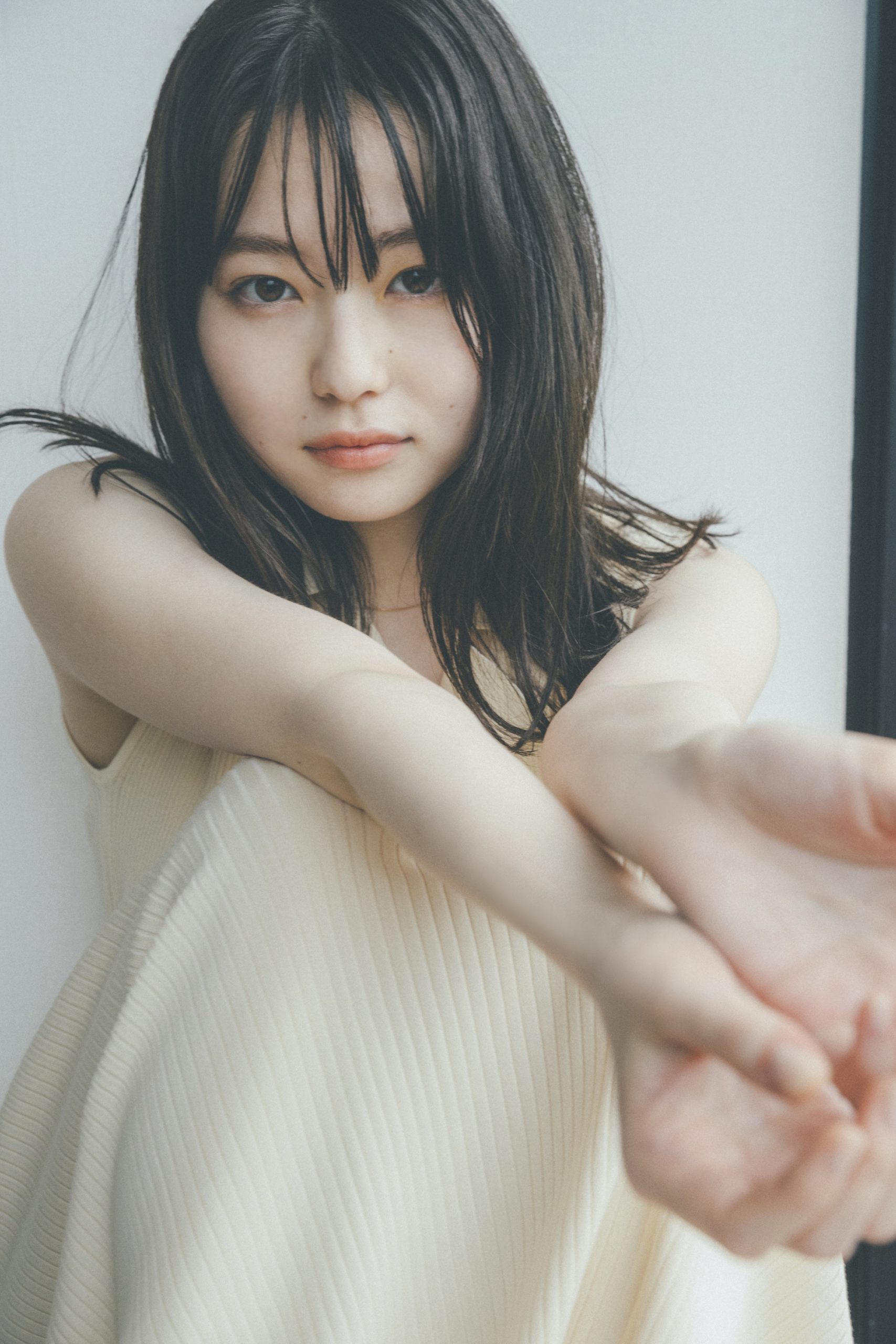 山田杏奈第二本个人写真集11月发售迎来20岁的她”现在”的模样 - itotii