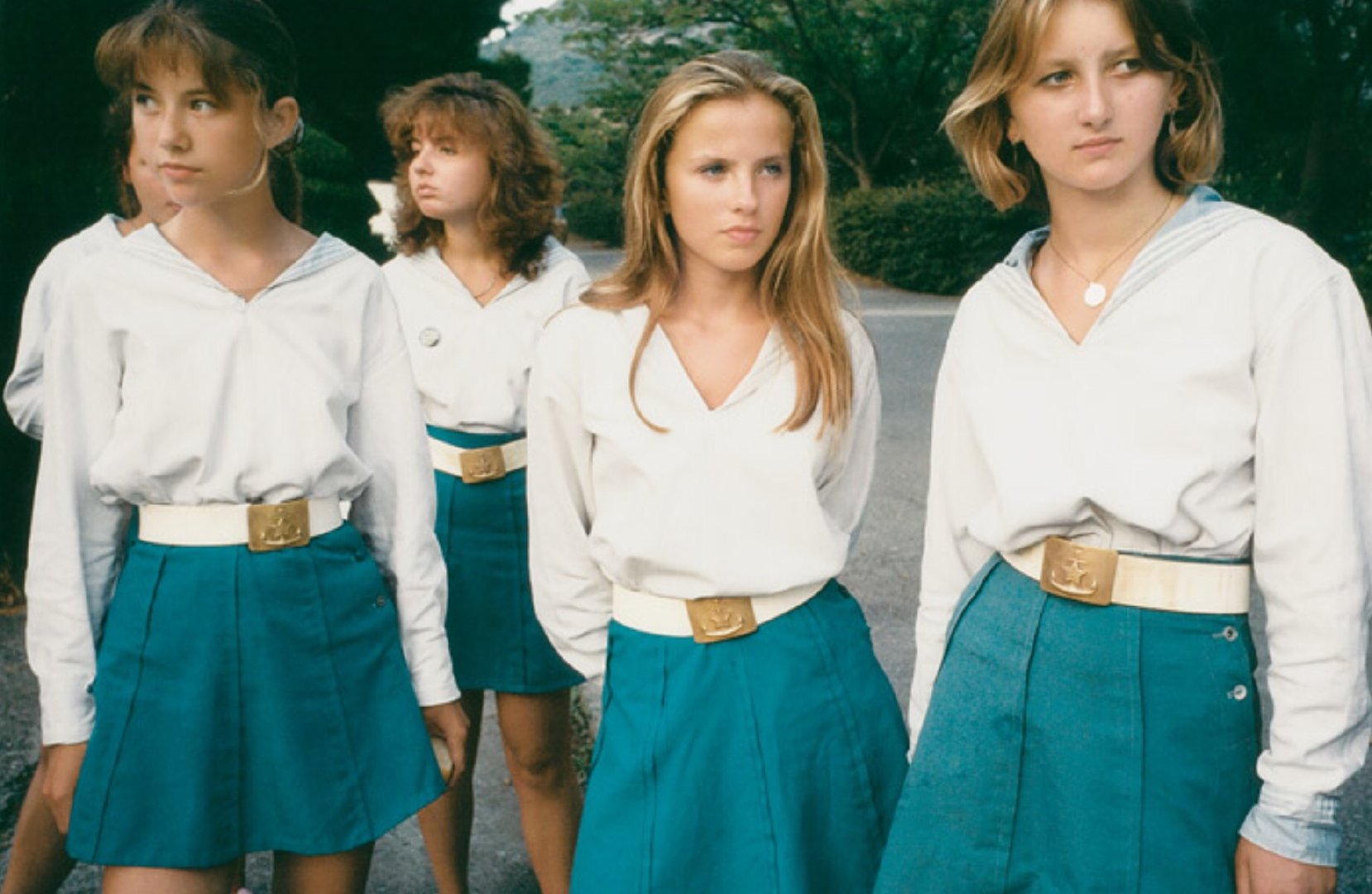青春期，克里米亚 Artek 夏令营里的青少年们（1994-2003）法国摄影师 Claudine Doury 的一个纪实拍摄项目 ​​​ - itotii