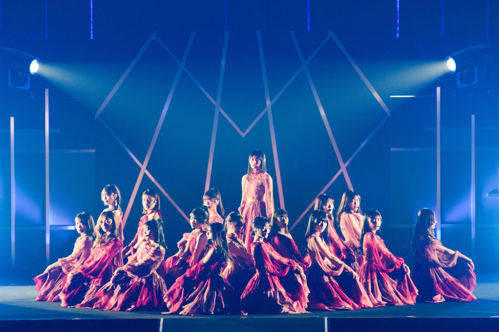 乃木坂46、樱坂46出席「ASIA EMOTIONAL MUSIC FES 2022」各自演出招牌曲目 - itotii